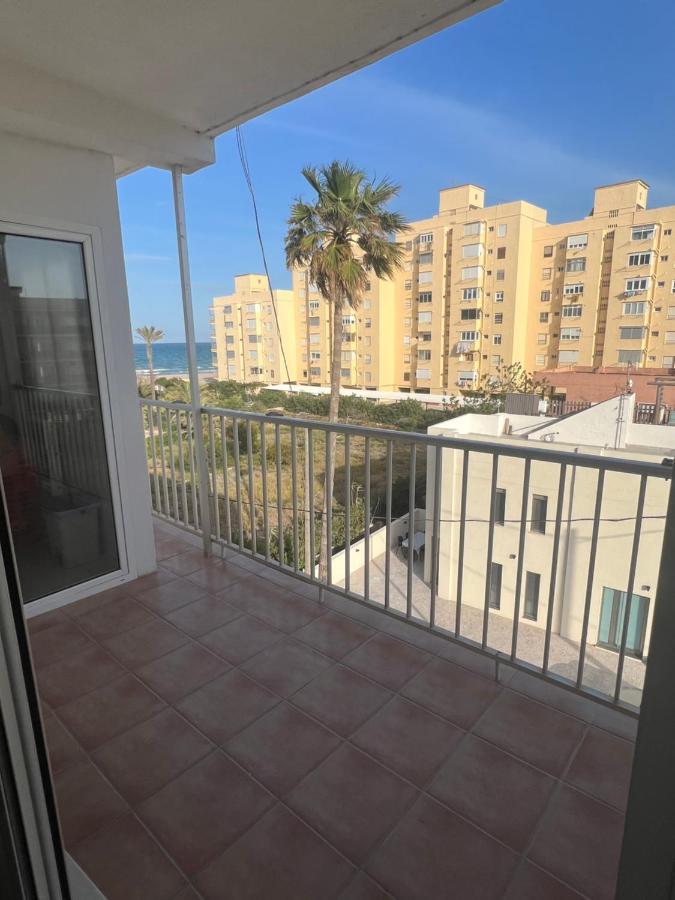 Junto A Playa Y Cerca De Campo De Golf Apartment *